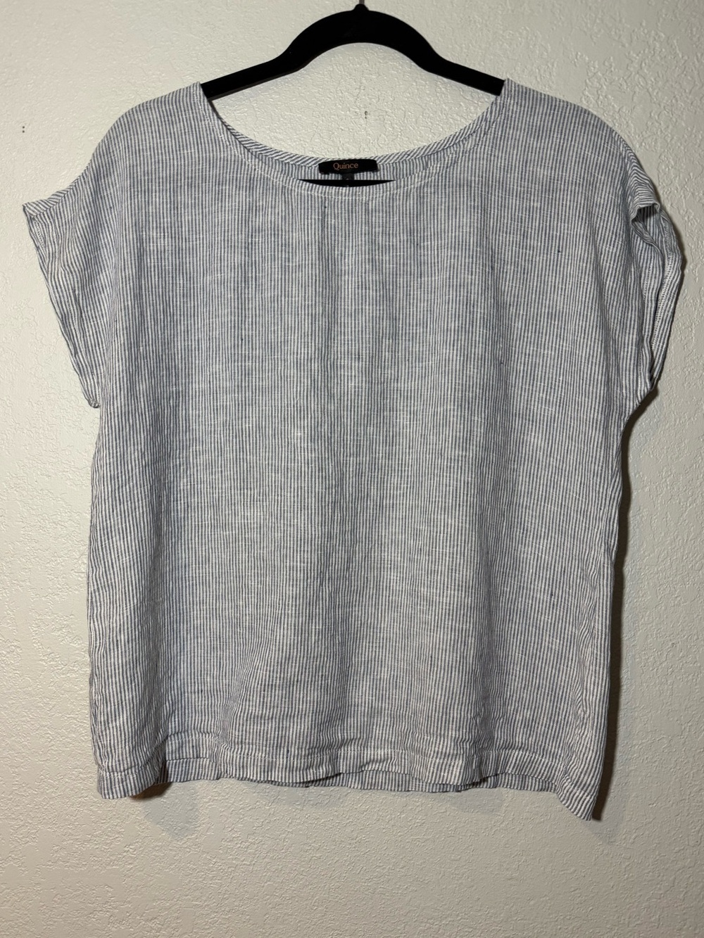 Quince- Blue & White Striped Lightweight Scoop Neck Linen Blouse Size Small